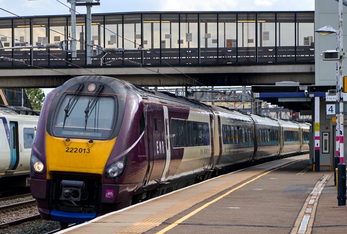 EMR 22013 on down fast in Bedford station on 17th September in 2021