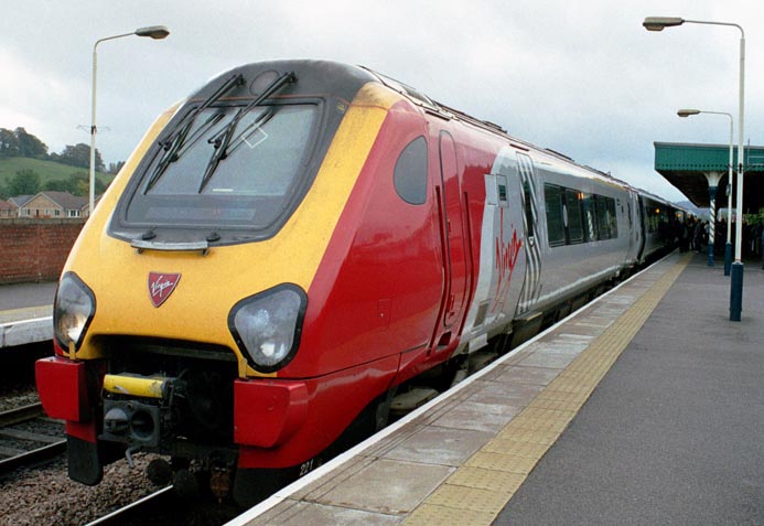Virgin train in Chesterfield staion in 2006