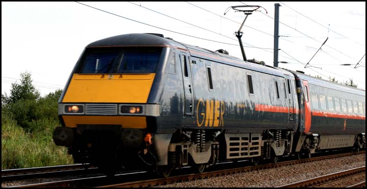 GNER class 91 on a down train at Conington 