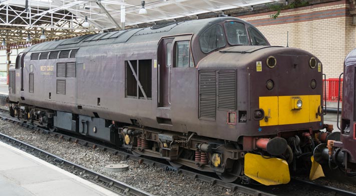 West Coast Railways class 37606 