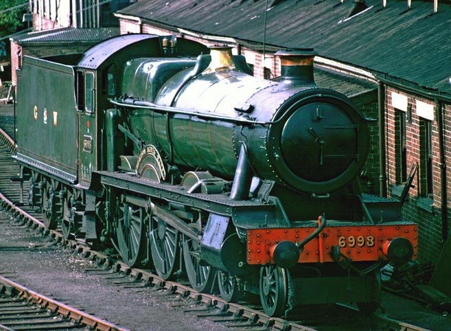 Great Weston Hall class 4-6-0 no.6998 Burton Agnes Hall  Great Weston Hall class 4-6-0 no.6998 Burton Agnes Hall