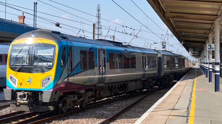 Trans Penine Express class 185143 leaving platform 3 at Doncaster station 