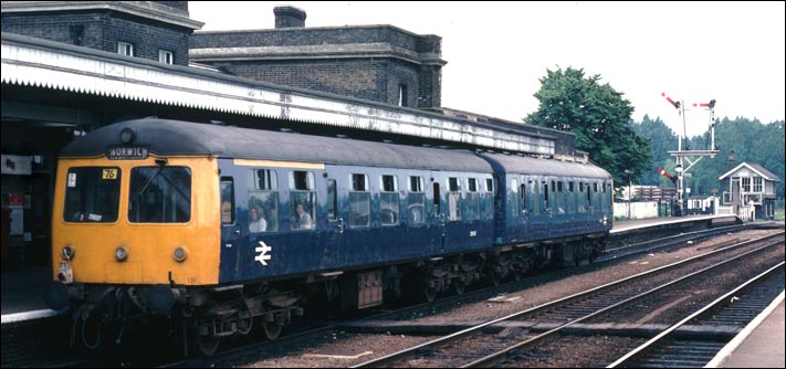 DMU to Norwich at Ely station in platform 1