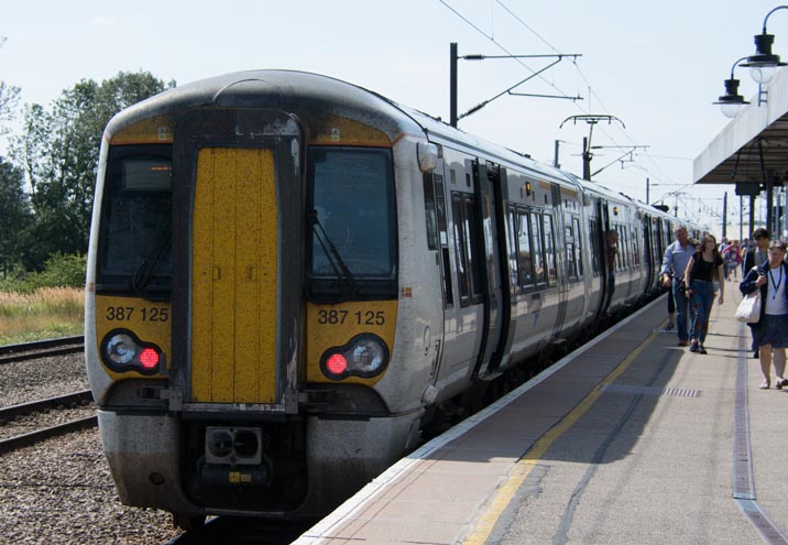 Great Northern class 387 125 at Ely station in 2019