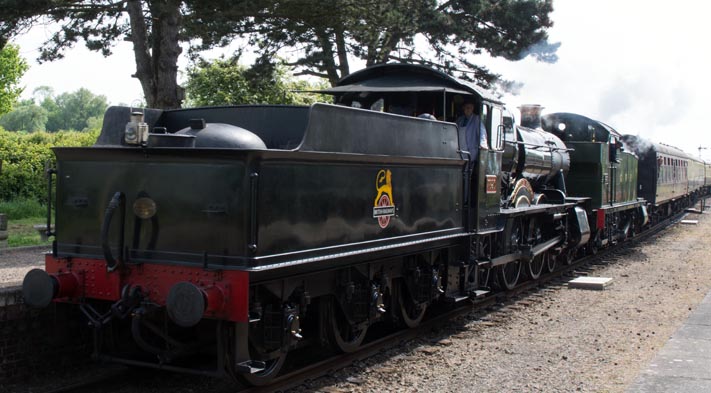 GWR 4-6-0 no.7820 Dinmore Manor and GWR 2-8-0T 