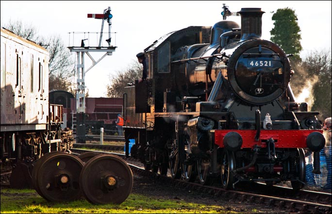 46521 after turning on the then new turntable at Quorn and Woodhouse