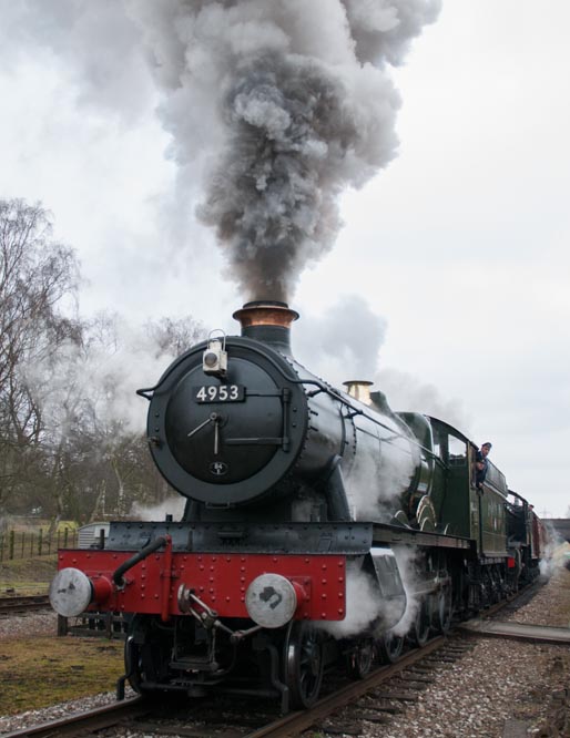 4953 at Rothley station 