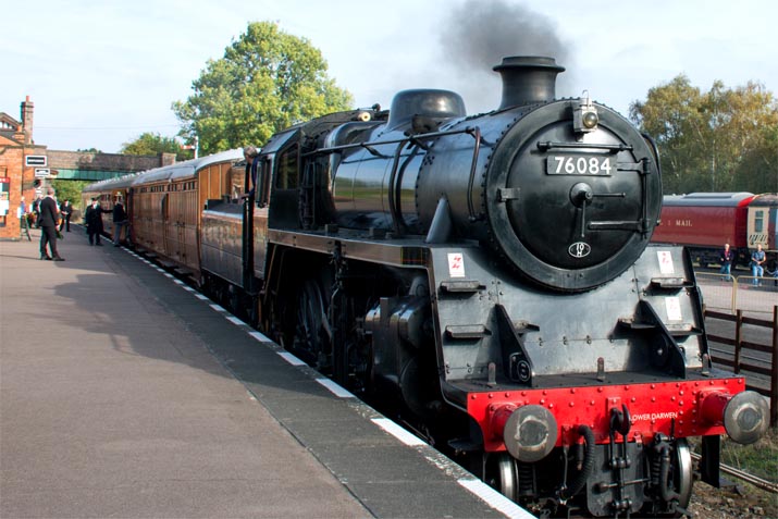 76084 at Quorn and Woodhouse station 