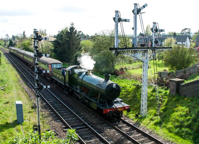GWR 2-8-0 coming into Loughborough