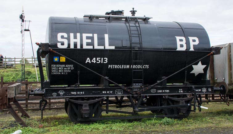 Shell BP Petroleum Products tank wagon 