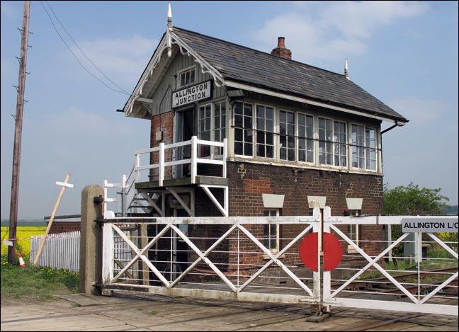 Allington Junction Great Northern signal box in 2005