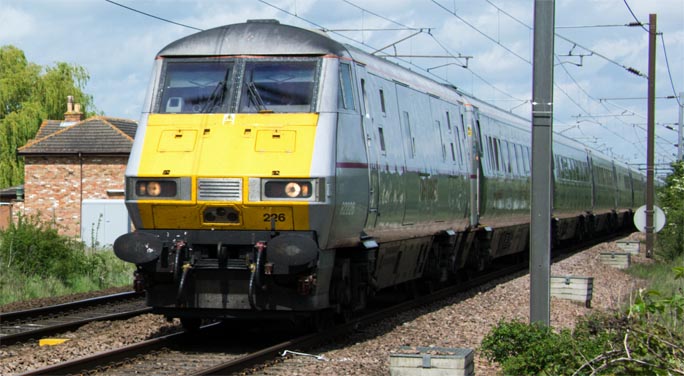 Virgin East Coast DVT 82226 at Holme 