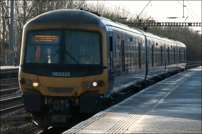 First Capital Connect 365525 on a down train in 2012