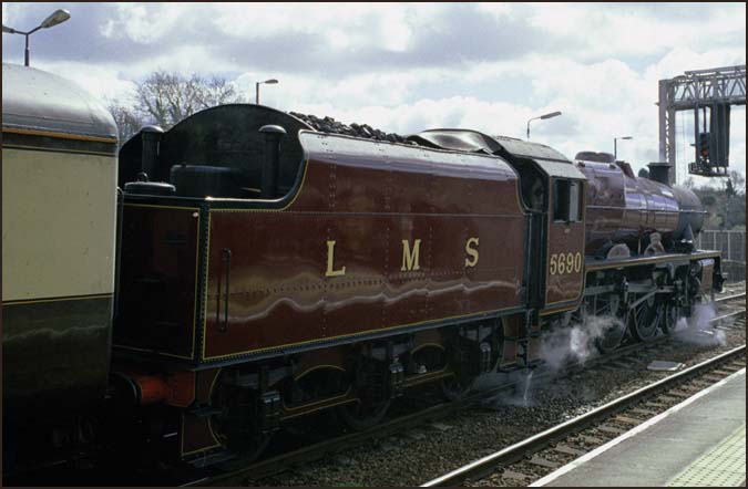 LMS Class 5XP 4-6-0 no 5690 Leander in Kettering station in 2006 LMS Class 5XP 4-6-0 no 5690 Leander in Kettering station in 2006