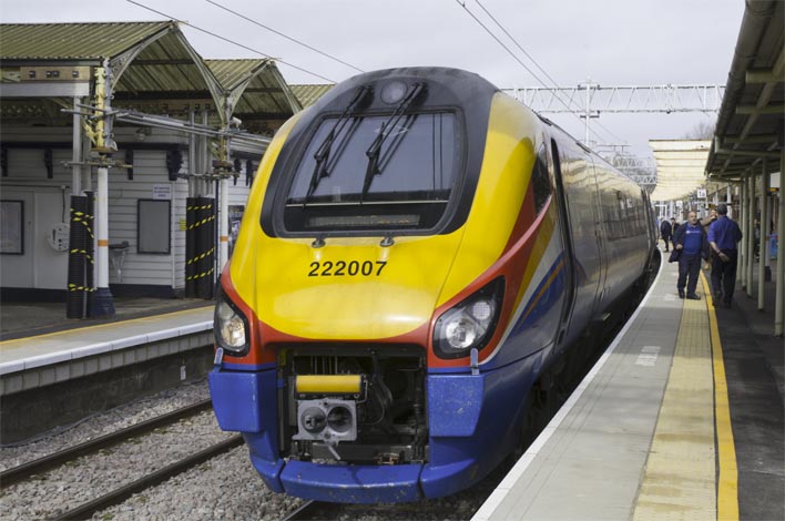 EMT Intercity class 222 007 in Kettering station