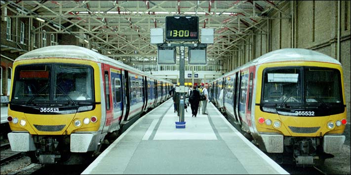 WAGN EMUs numbers 365513 and 365532 at 1pm in Kings Cross station WAGN EMUs numbers 365513 and 365532 at 1pm in Kings Cross station