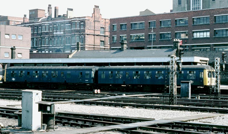 Cravens DMU in York road station at Kings Cross