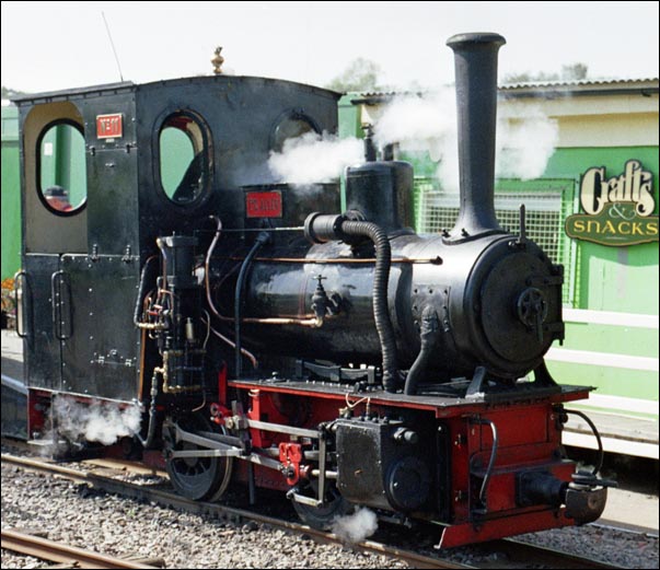 0-4-0WT no.11 P C Allen at The Leighton Buzzard Railway narrow gauge railway in 2006 