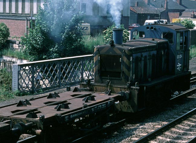 Class O3034 and its match wagon 