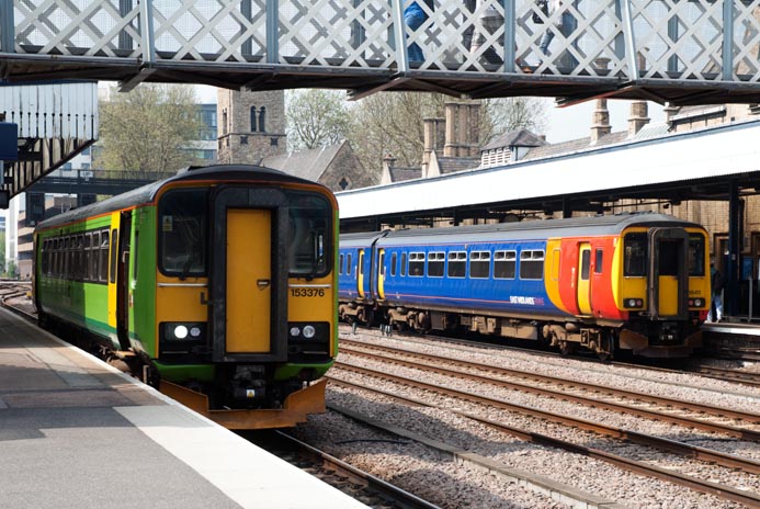 Class 153376 and class 156411 