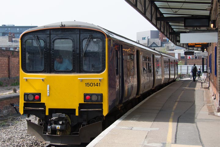 Northern class 150141 