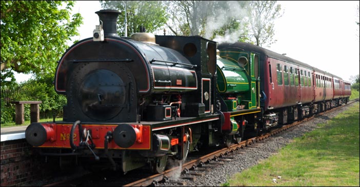 Two 0-4-0STs in North Thoresby station 