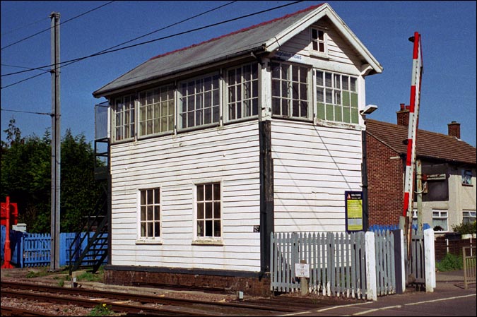 Magdalen Road signal box in 2004