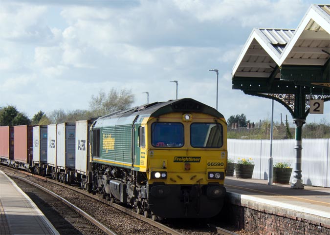 Feightliner class 66590 