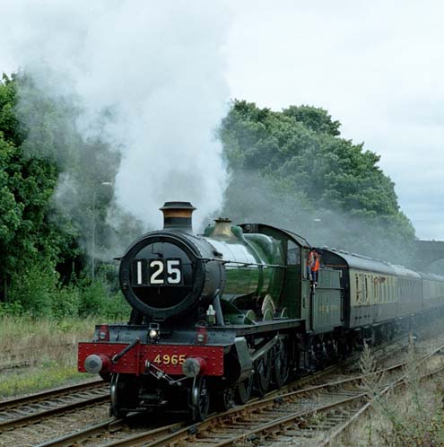 GWR Hall Class 4-6-0 no 4965 Rood Ashton Hall 