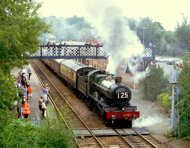  GWR Hall Class 4-6-0 no 4965 Rood Ashton Hall leves Melton for Kettering in 2003