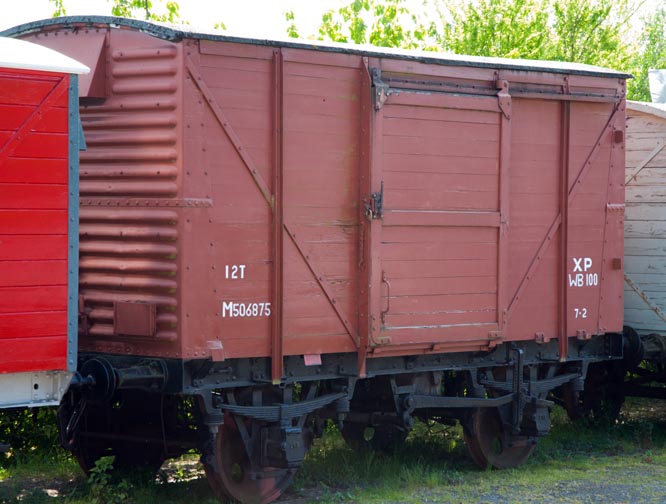 12T vent van no. M506875 