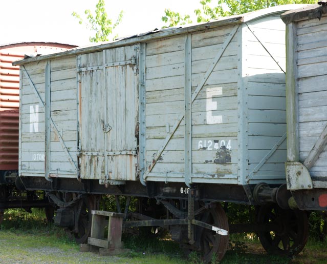 NE 10 ton covered van no.612404 