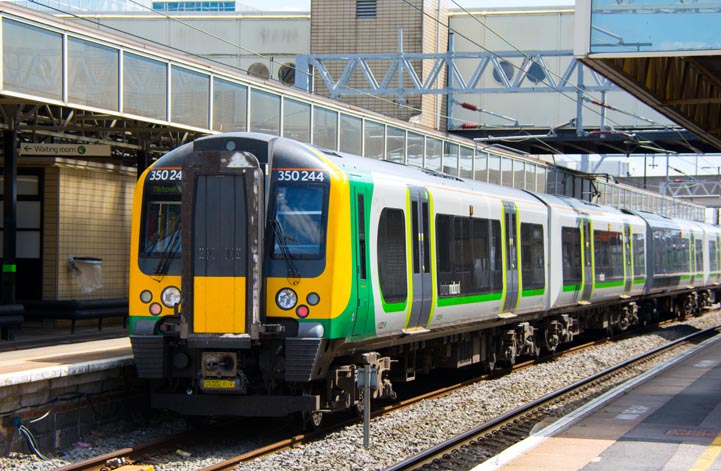 London Midland class 350 224 at Milton Kynes station in 2014