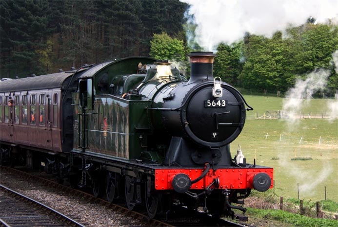 GWR 0-6-2T 5643 