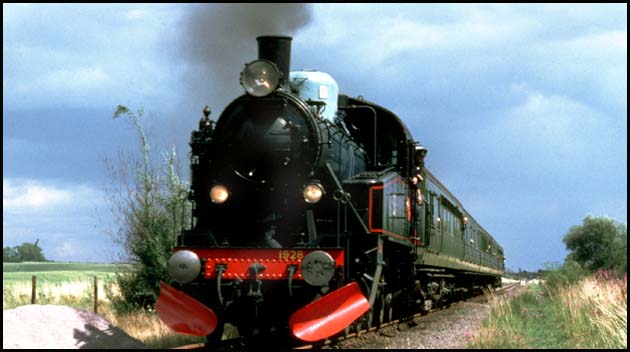  SJ 1928 near Caster on the Nene Valley Railway.