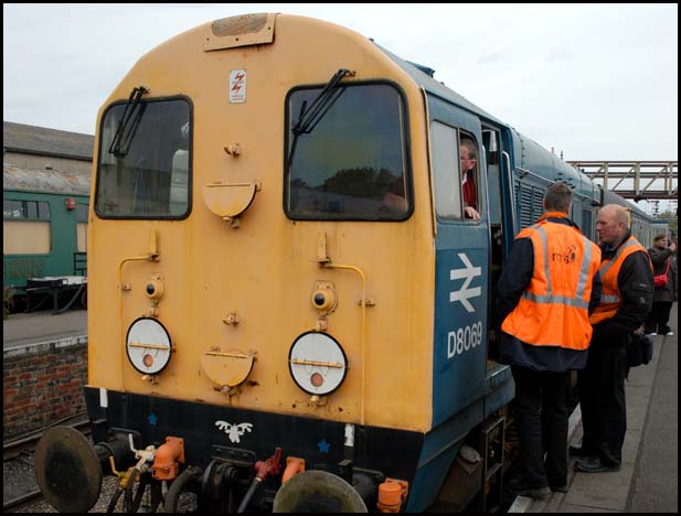 D8069 in Wansford station 