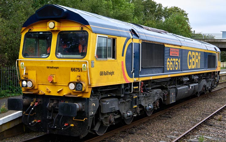 GBRf class 66751 in Orton Mere platform 1 