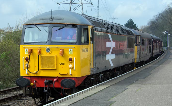 UKRL class 56098 LostBoys 68-88 and class 31271 
