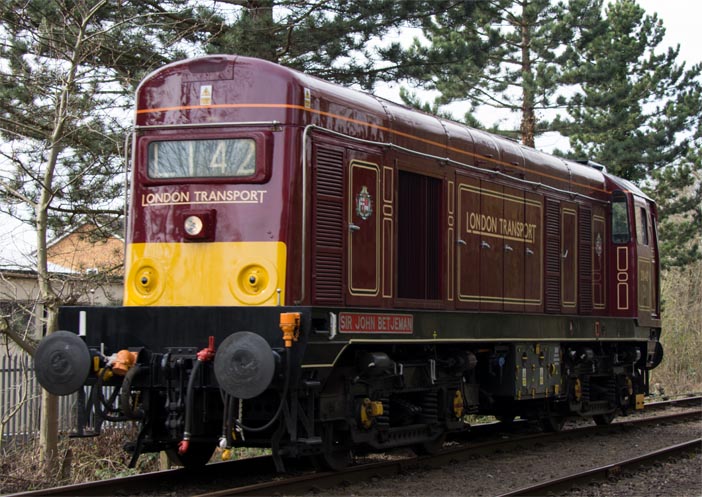 Class  20 142 'Sir John Betjeman' 