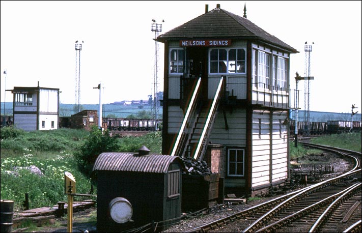 Neilsons Sidings signal box was at the Kettering end of the large goods yard at Wellingborough