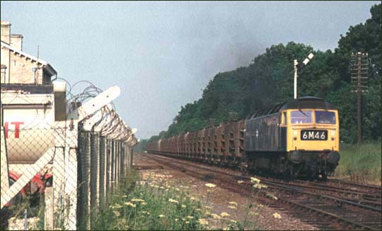Class 47 on a fly ash train at North Luffenham 