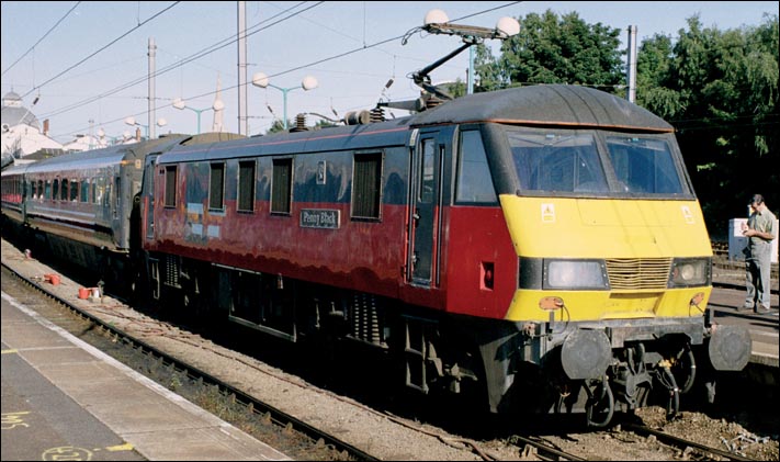 Class 90015 Penny Black at Norwich