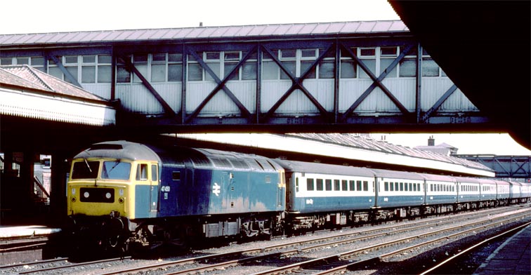 Class 47 450 at Nottingham station 