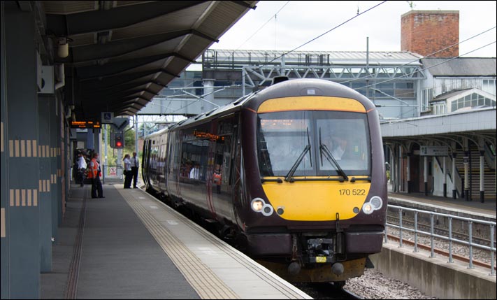 Cross Country class 170 522 at Nuneaton on a train to Birmingham New Street