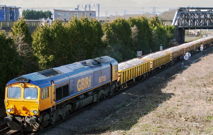 GBRf class 66708 taken from the main town Nene Road bridge 