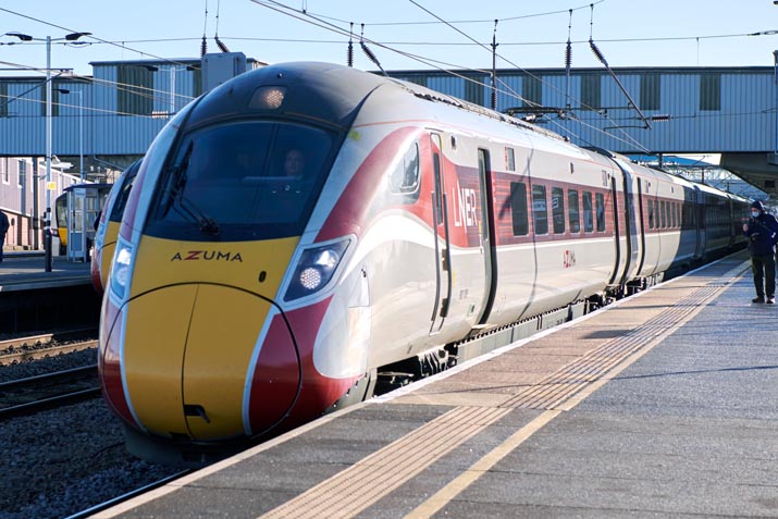 LNER Azuma 801 109 coming into platform 4 at Peterborough 