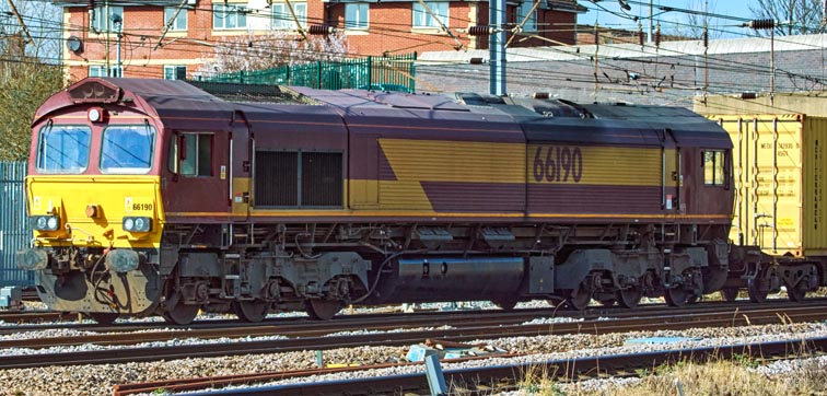 DB class 66190 coming into Peterborough station on the 18th of March in 2022