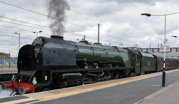 LMS Coronation Class 8P 4-6-2 number 46233 Duchess of Sutherland 