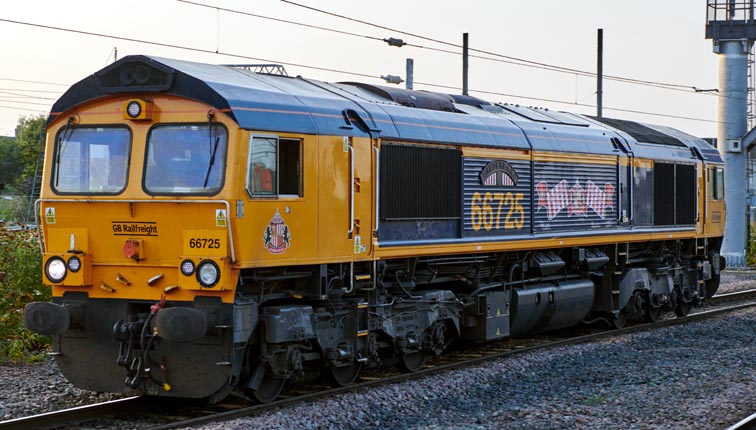 GBRf class 66725 Sunderland light engine into platform 6 at Peterborough station on the 6th September in 2021