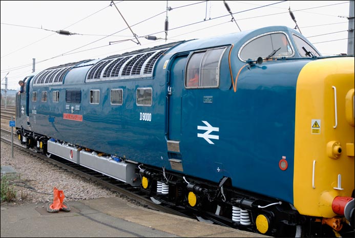 Deltic Royal Scots Grey number 55022 (D9000) in platform 4 at Peterborough 